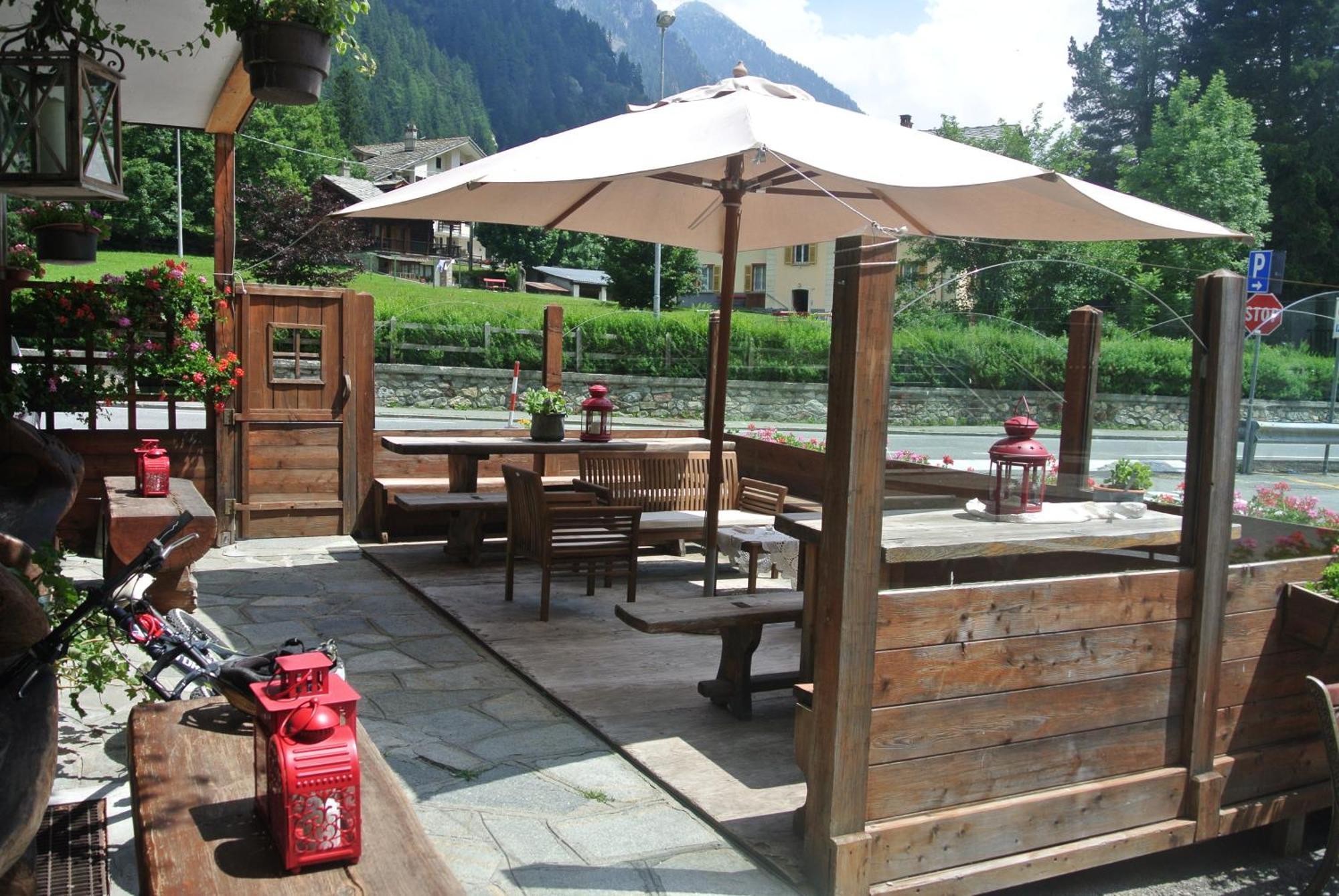 Albergo Alpenrose Ski&Bike Mountain Hotel Gressoney-Saint-Jean Luaran gambar