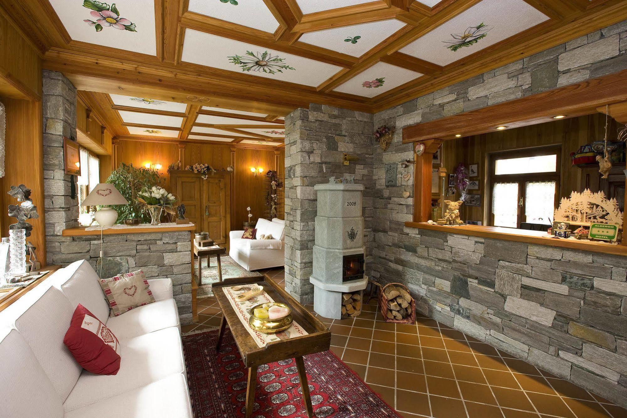 Albergo Alpenrose Ski&Bike Mountain Hotel Gressoney-Saint-Jean Luaran gambar